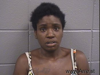 Tyisha Monique Hillard Mugshot