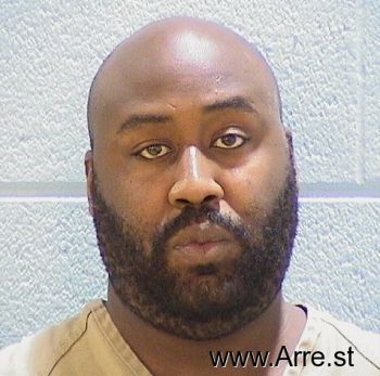 Tyrone D Lewis Mugshot