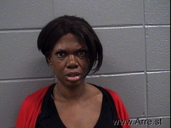 Victoria T Sanders Mugshot