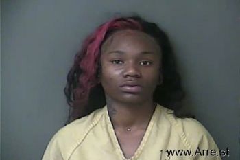 Alaejcia Marlilyn Mcintyre Mugshot