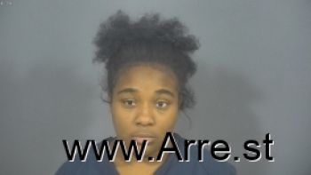 Alizay Michelle Alexander Mugshot