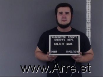 Bradley Lewis Moss Mugshot