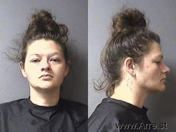 Courtney Renee White Mugshot