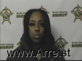 Deairra  Brackens Mugshot