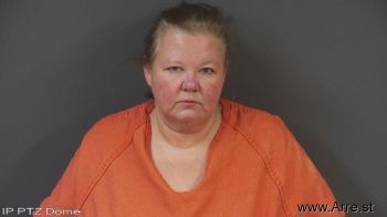 Evelyn Susan Hood Mugshot