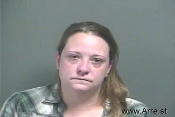 Laura Michelle Davis Mugshot