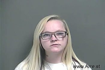 Melanie D White Mugshot