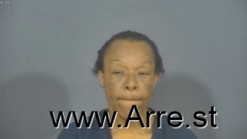 Maxine Elizabeth Gilmore Mugshot