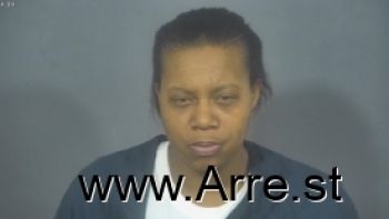 Montrea Lynn Wade Mugshot