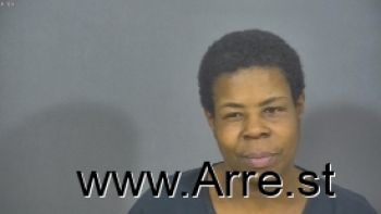 Regina Aentet Clemons Mugshot