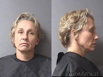 Stacie Renee Leever Mugshot