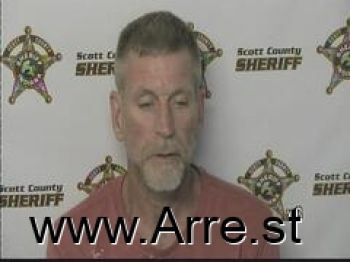 Travis  Lee Mugshot