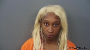 Vaishawn Daija Henning Mugshot