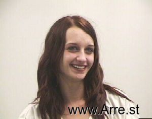 Kayla Mills Arrest Mugshot