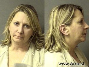 Kelly Bragg Arrest Mugshot