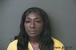 Shynice Collins Arrest Mugshot