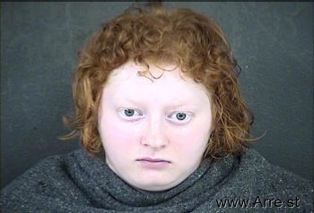 Amber M Troyer Mugshot