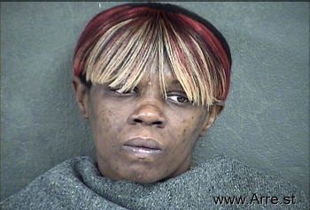 Denise Lasha Knox Mugshot