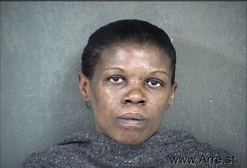 Denise Lasha Knox Mugshot