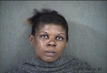 Denise Lasha Knox Mugshot