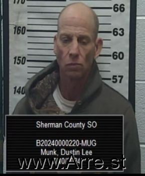 Dustin Lee Munk Mugshot