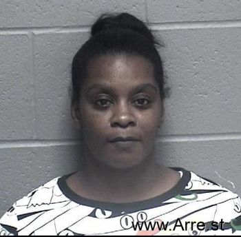 Ebony Antoinette Davis Mugshot