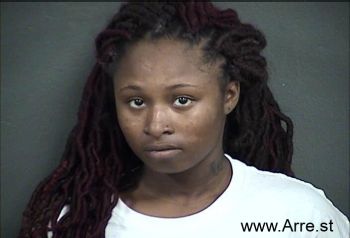 Jayneisha Matry Brown Mugshot