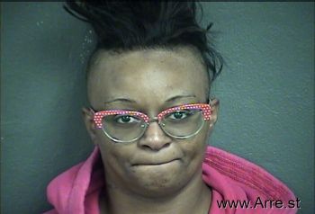 Kuiana Nyree Freemon Mugshot