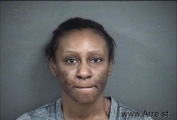 Latoya Renae Williams Mugshot