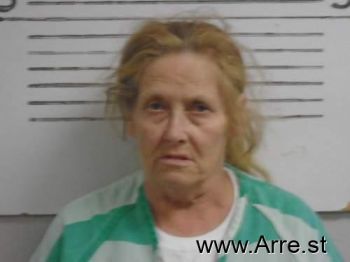 Linda Fay Russell Mugshot