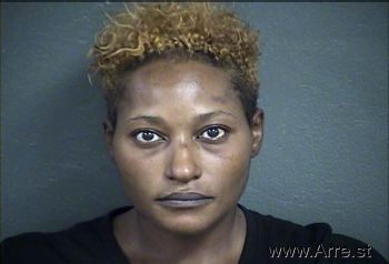 Miale Davida Anderson Mugshot