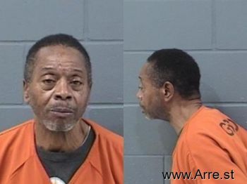 Robert Earl Junior Warner Mugshot