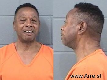 Robert Earl Junior Warner Mugshot