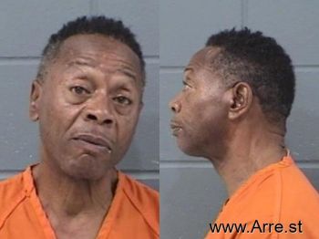 Robert Earl Junior Warner Mugshot