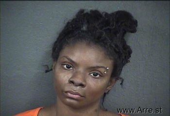 Taleshia T Ruff Mugshot