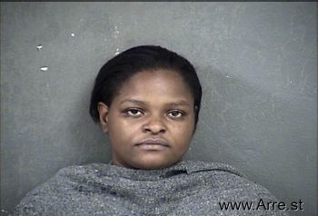 Tanisha L Robinson Mugshot