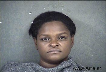 Tanisha L Robinson Mugshot