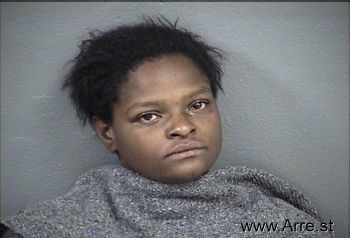 Tanisha L Robinson Mugshot