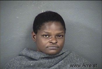 Tanisha L Robinson Mugshot