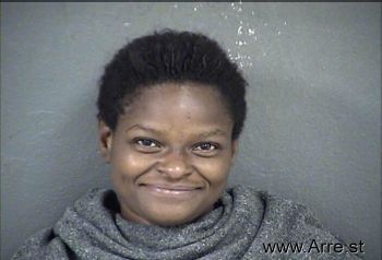 Tanisha L Robinson Mugshot