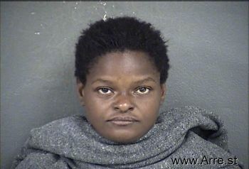 Tanisha L Robinson Mugshot