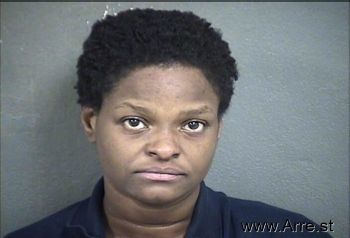 Tanisha L Robinson Mugshot