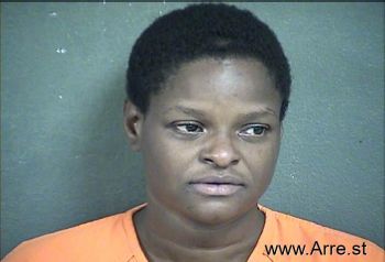 Tanisha L Robinson Mugshot