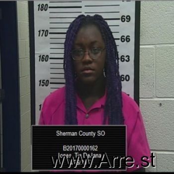 Tia  Jones Mugshot