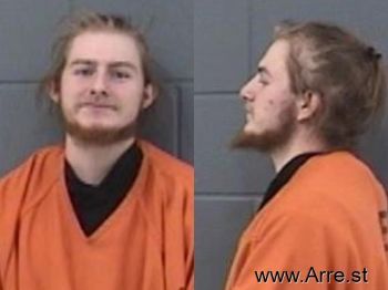 Tyler Eugene Warren Roberts Mugshot