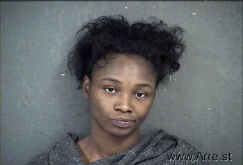 Tyra Janee Thomas Mugshot