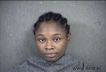 Tyra Janee Thomas Mugshot