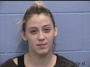 Amanda Woodmansee Arrest Mugshot