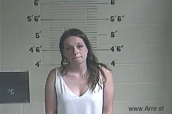 Amanda  Hart Mugshot