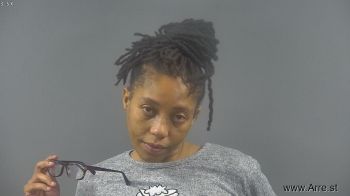 Candace Lazora Ray Mugshot